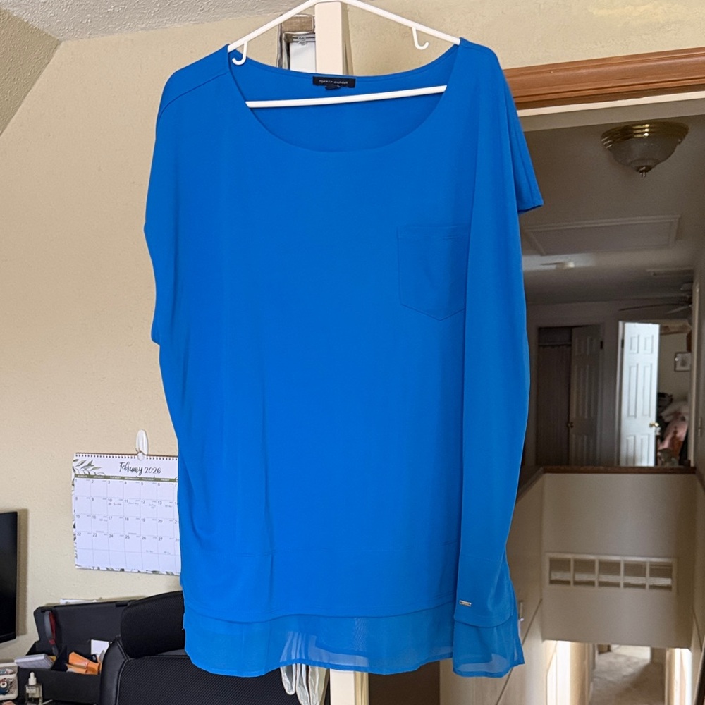 Tommy Hilfiger Vibrant Blue Women's Blouse New.  Size 2x